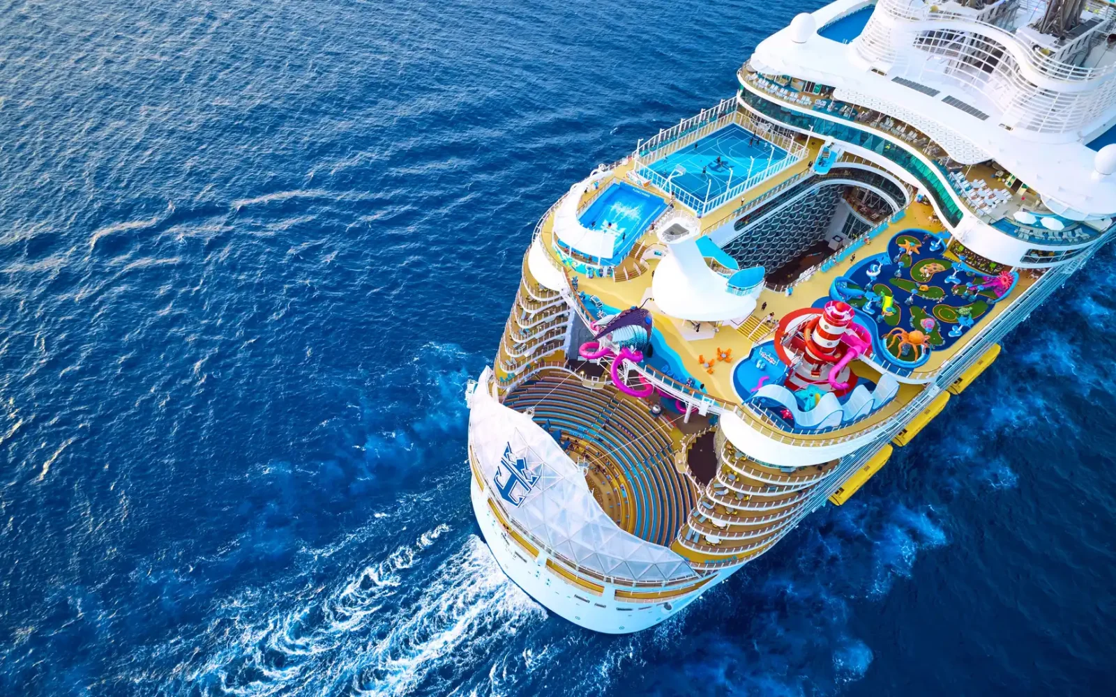 royal-caribbean-utopia-of-the-seas-ship-exterior